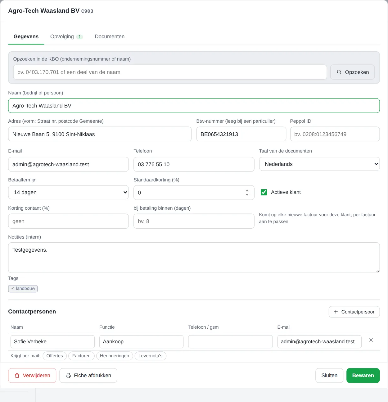 Fiche van een klant met KBO-opzoeking, gegevens en contactpersonen
